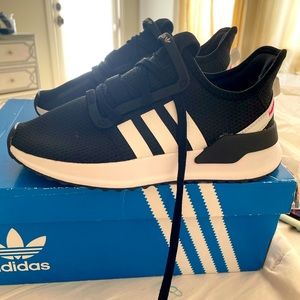Little Boys Adidas U Path Run J New With Tags